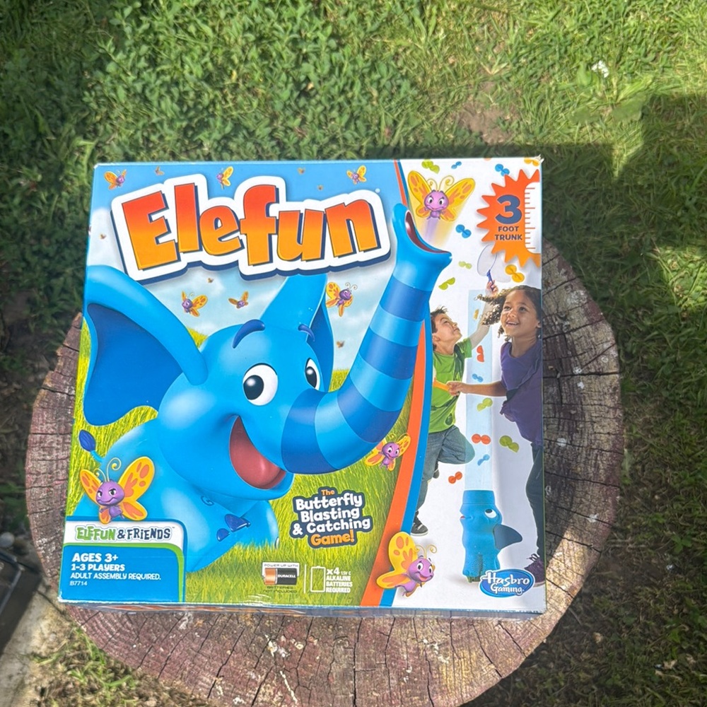 Hasbro Blue Elefun Board Game Puzzle